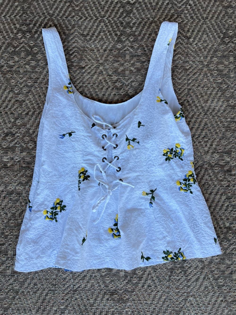 Anthropologie Vanessa Virginia Embroidered Floral Tank Top Size 10 White - Picture 9 of 10